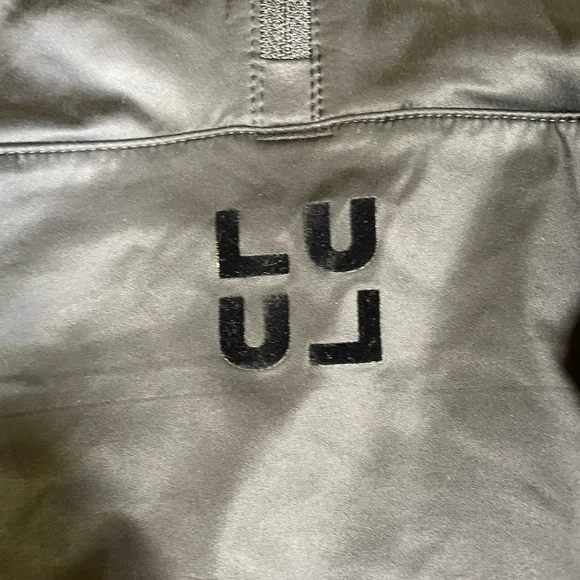 Women's Lululemon Stretch Satin Flocked Jacket Black Size Small